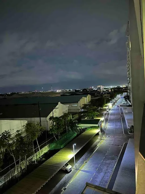 Cozy Nest At Azure Residences Manila